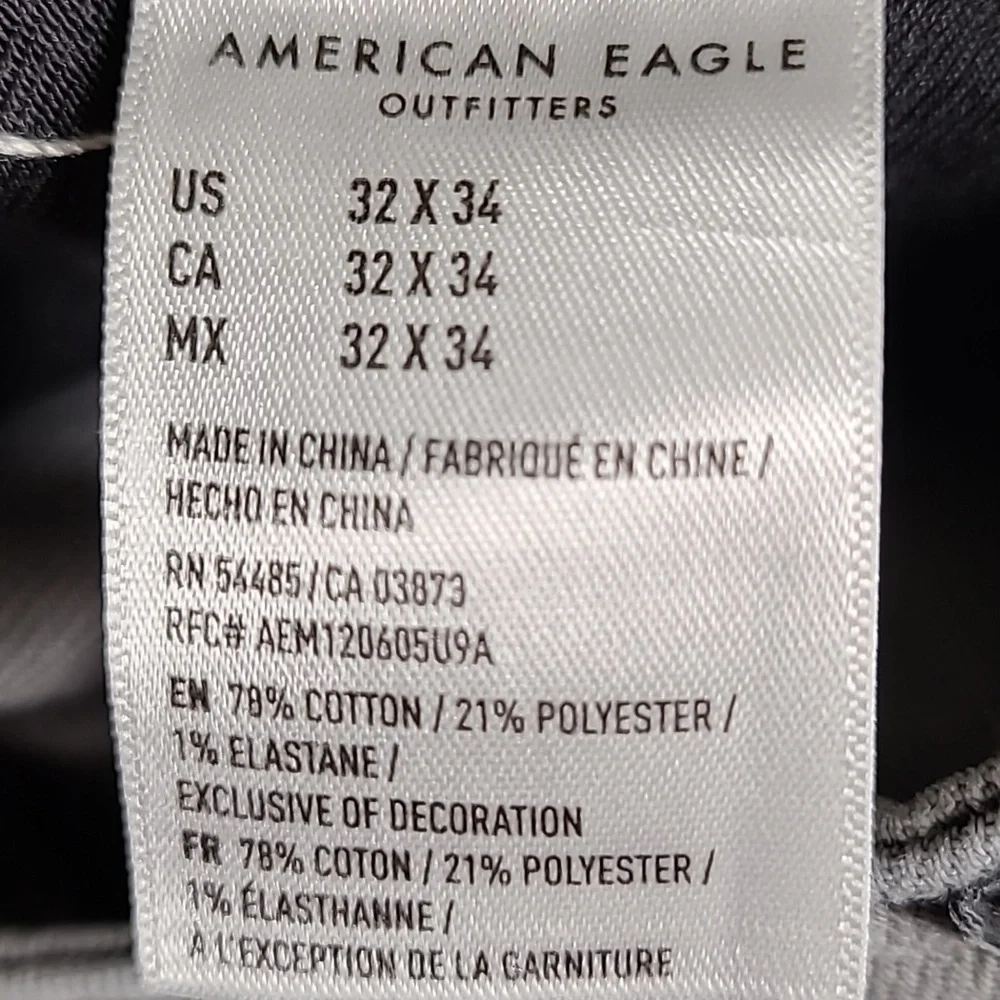 AMERICAN EAGLE MENS SKINNY 32x31.5 AIR FLEX + PRE-OWNED DISTRESSED DENIM JEANS